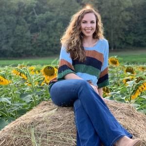 Meet your Posher, Brooke